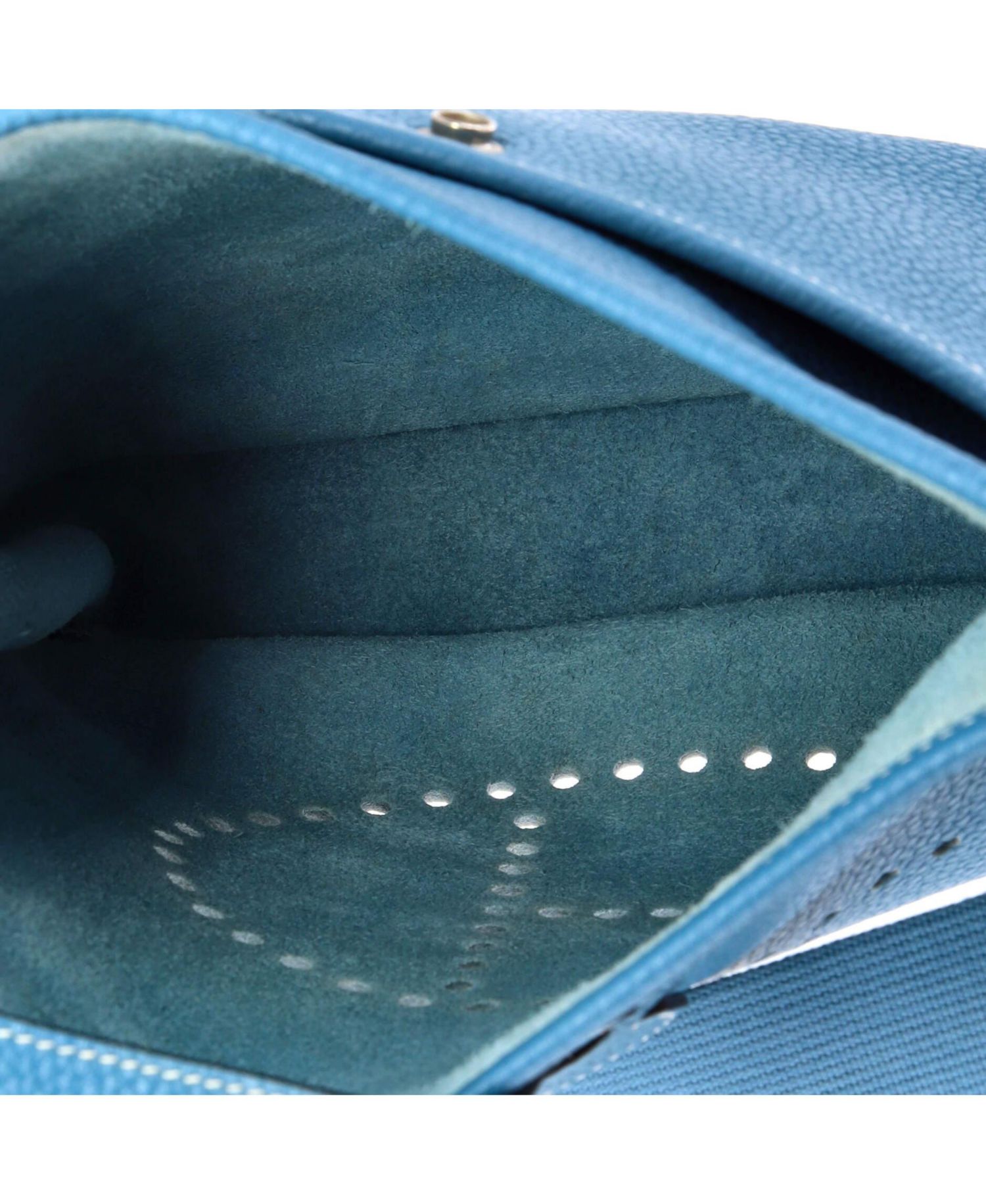 Pre-Owned Hermes GM Evelyne Bag Gen III Clemence