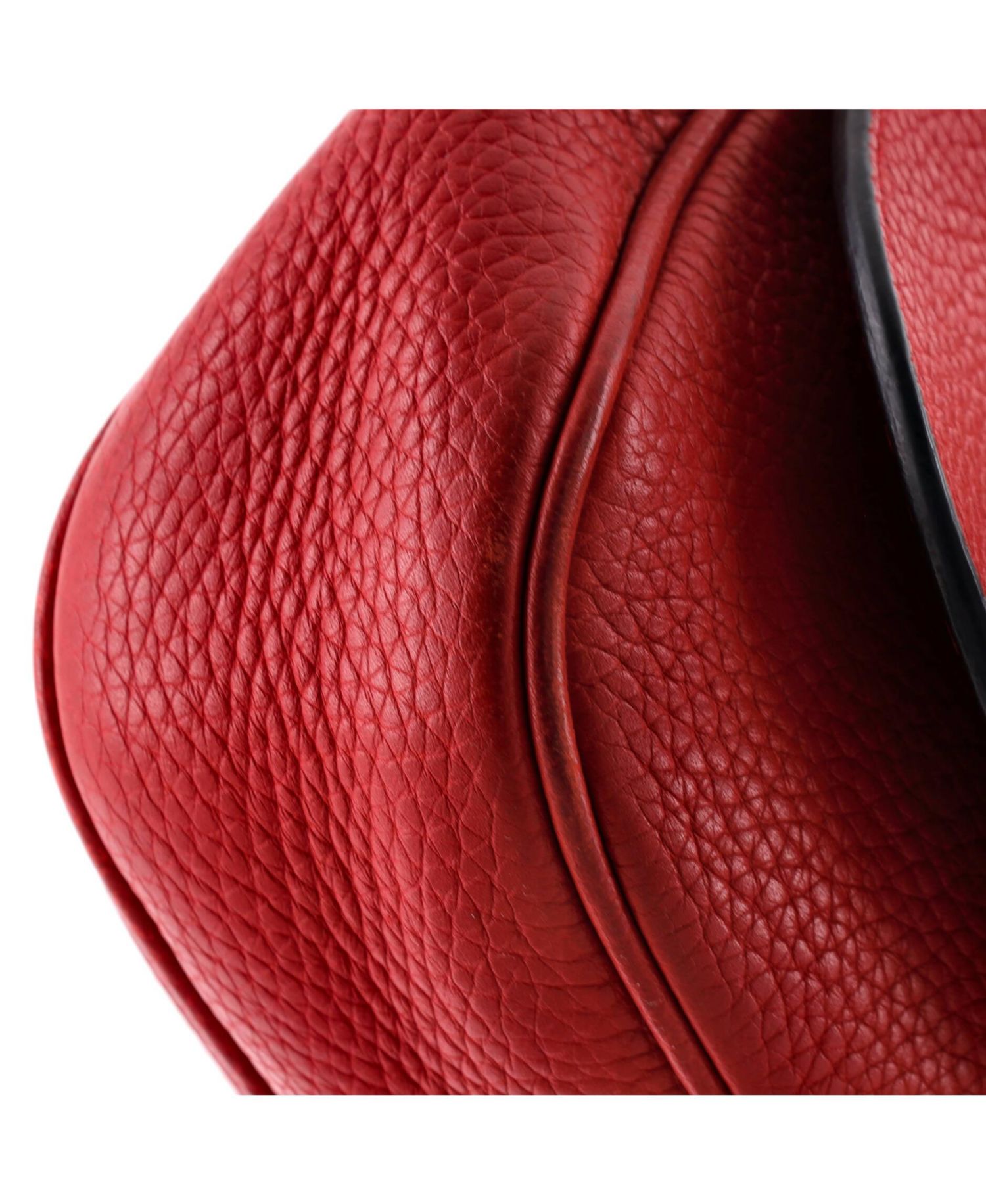Medium Soho Chain Crossbody Bag Leather