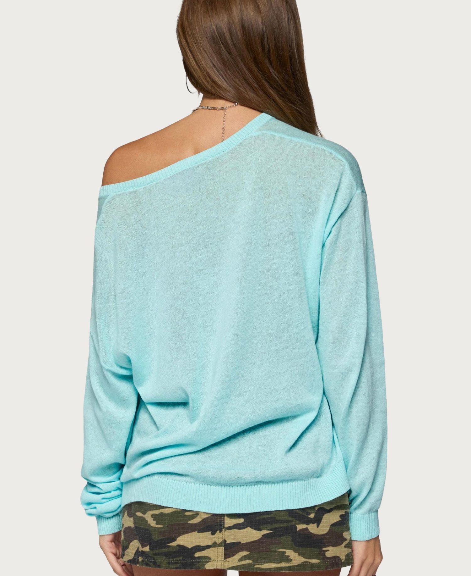 Women's Geara V-Neck Long-Sleeve Knit Top