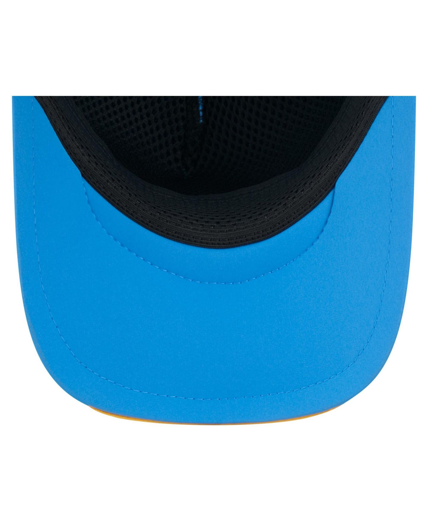 Мужская кепка New Era Powder Blue Los Angeles Chargers 2026 Sideline Apex 9FORTY Adjustable Trucker Hat — фото 2