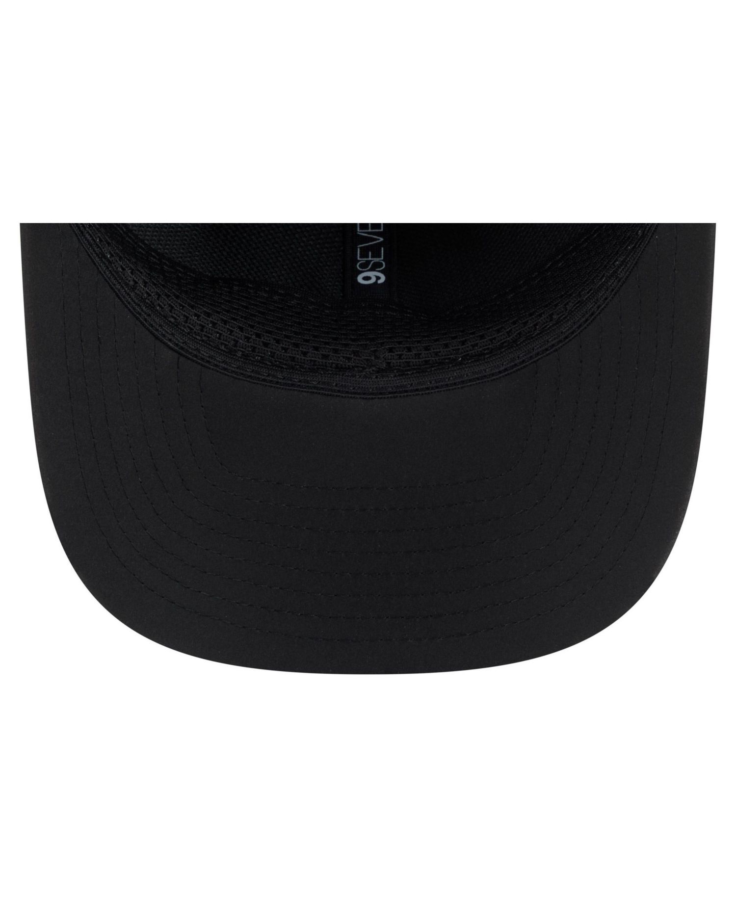 Men's Black Indianapolis Colts 2026 Sideline 9SEVENTY Adjustable Hat