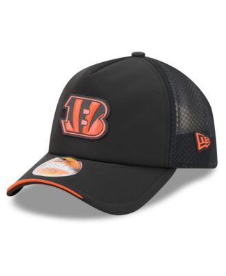 Men's Black Cincinnati Bengals 2026 Sideline Apex 9FORTY Adjustable Trucker Hat