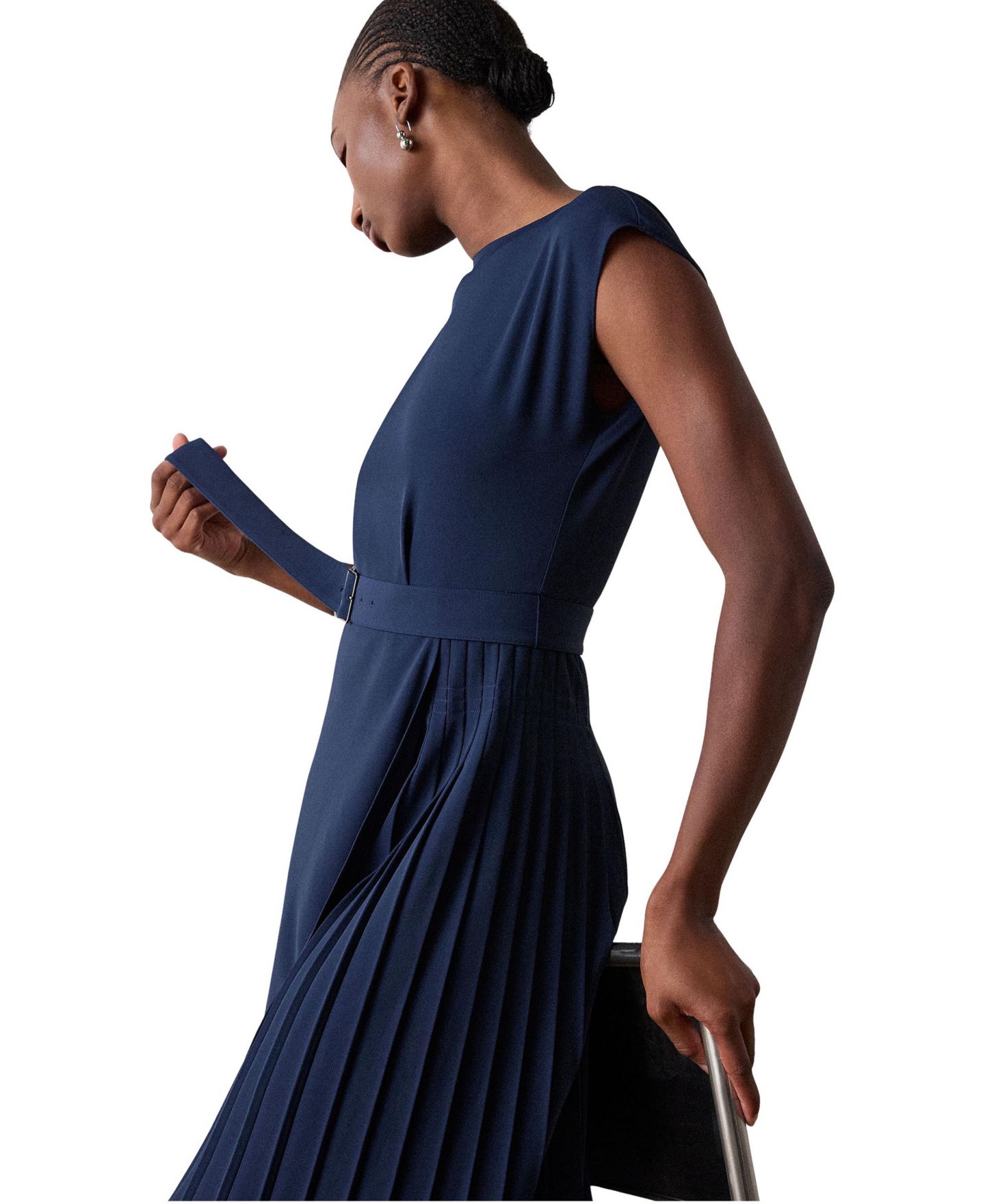 Женское платье Whistles Short-Sleeve Asymmetrical Pleated Midi, цвет: Тёмно-синий — фото 2