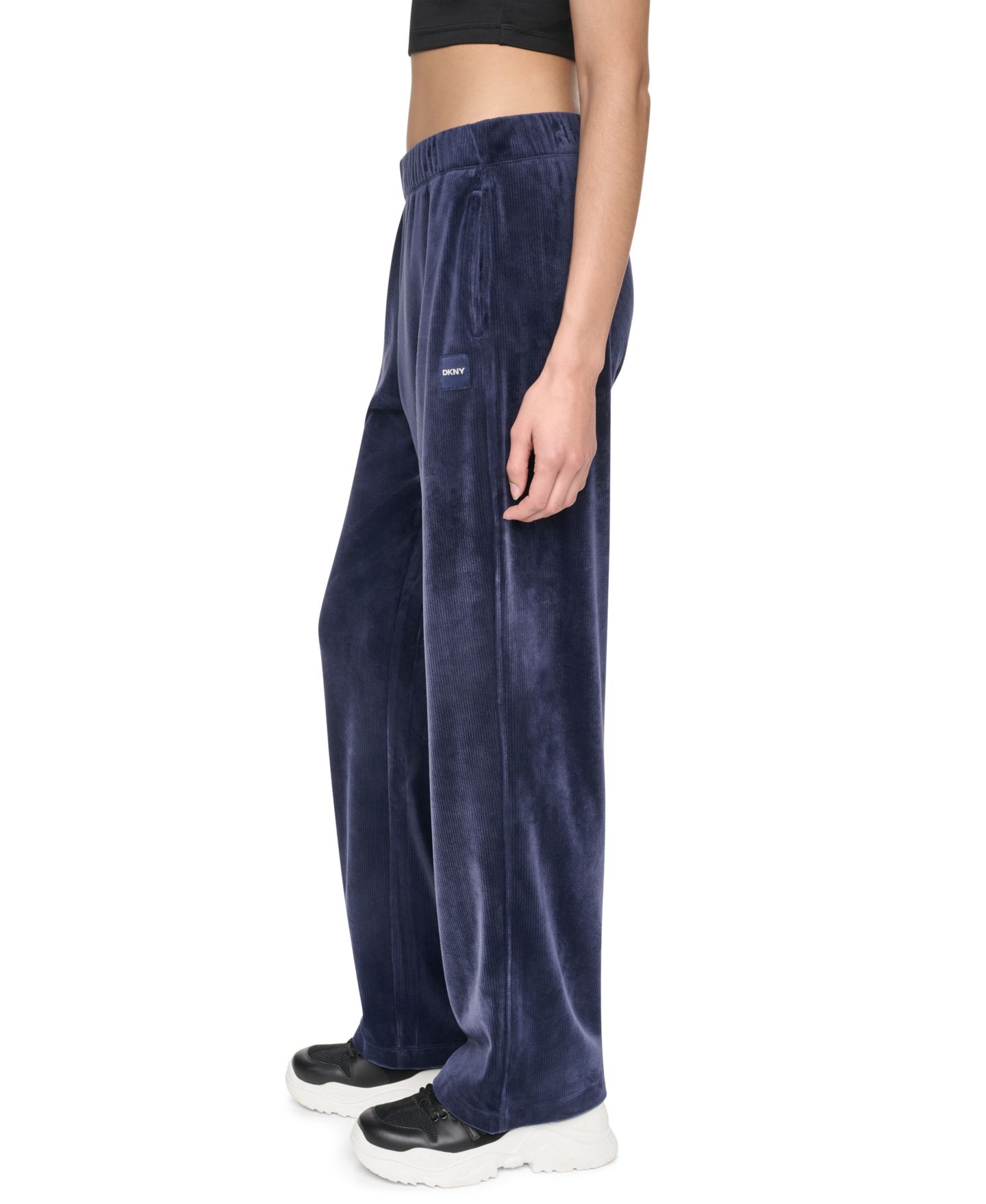 Женские брюки DKNY Sport High-Rise Ribbed Super-Soft Velour Straight Leg, цвет: Чёрный — фото 14