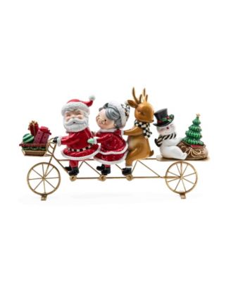 Granny Kitsch Santa and Company