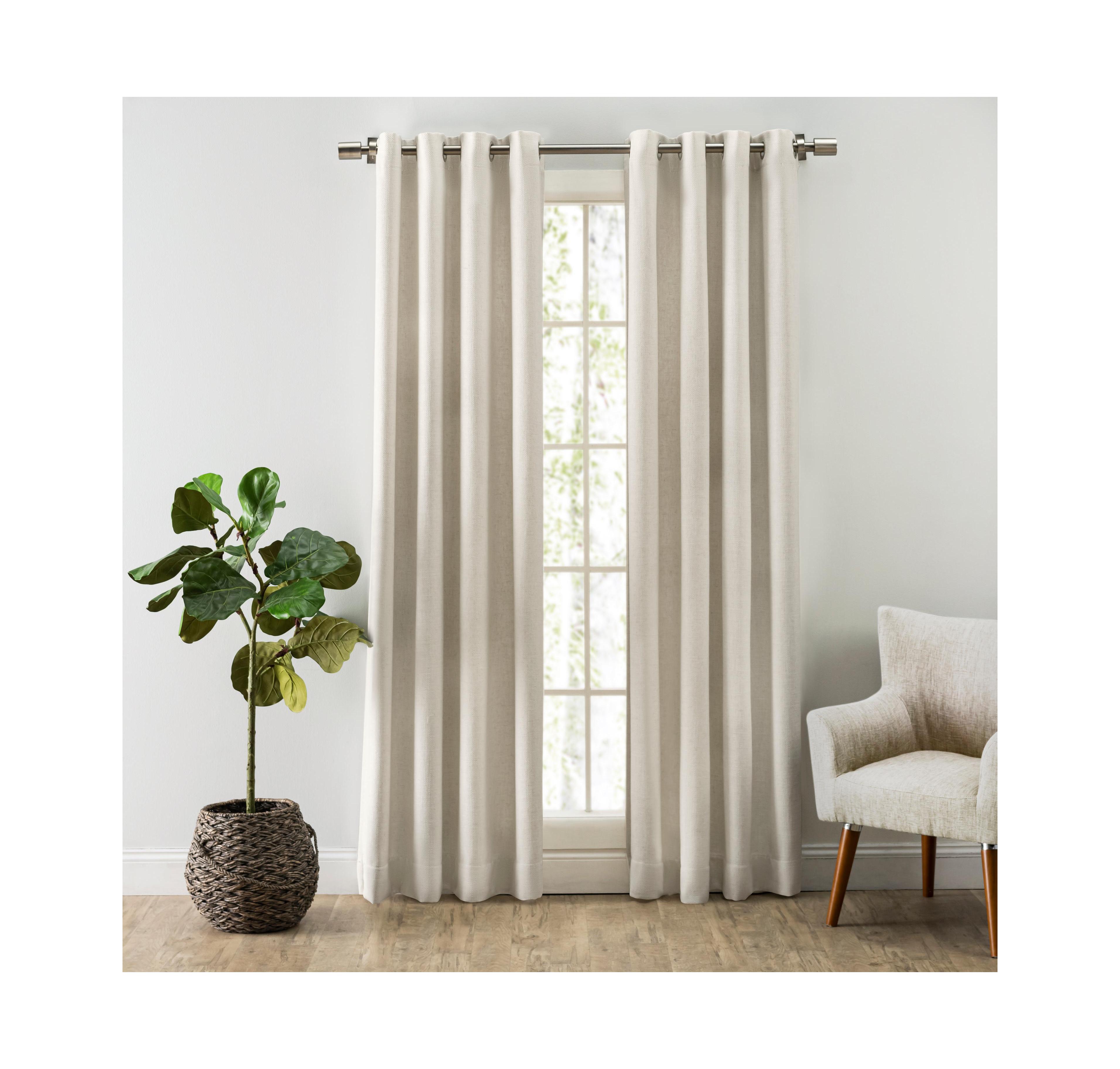 Ricardo Wovyn Light Filtering Grommet Panel