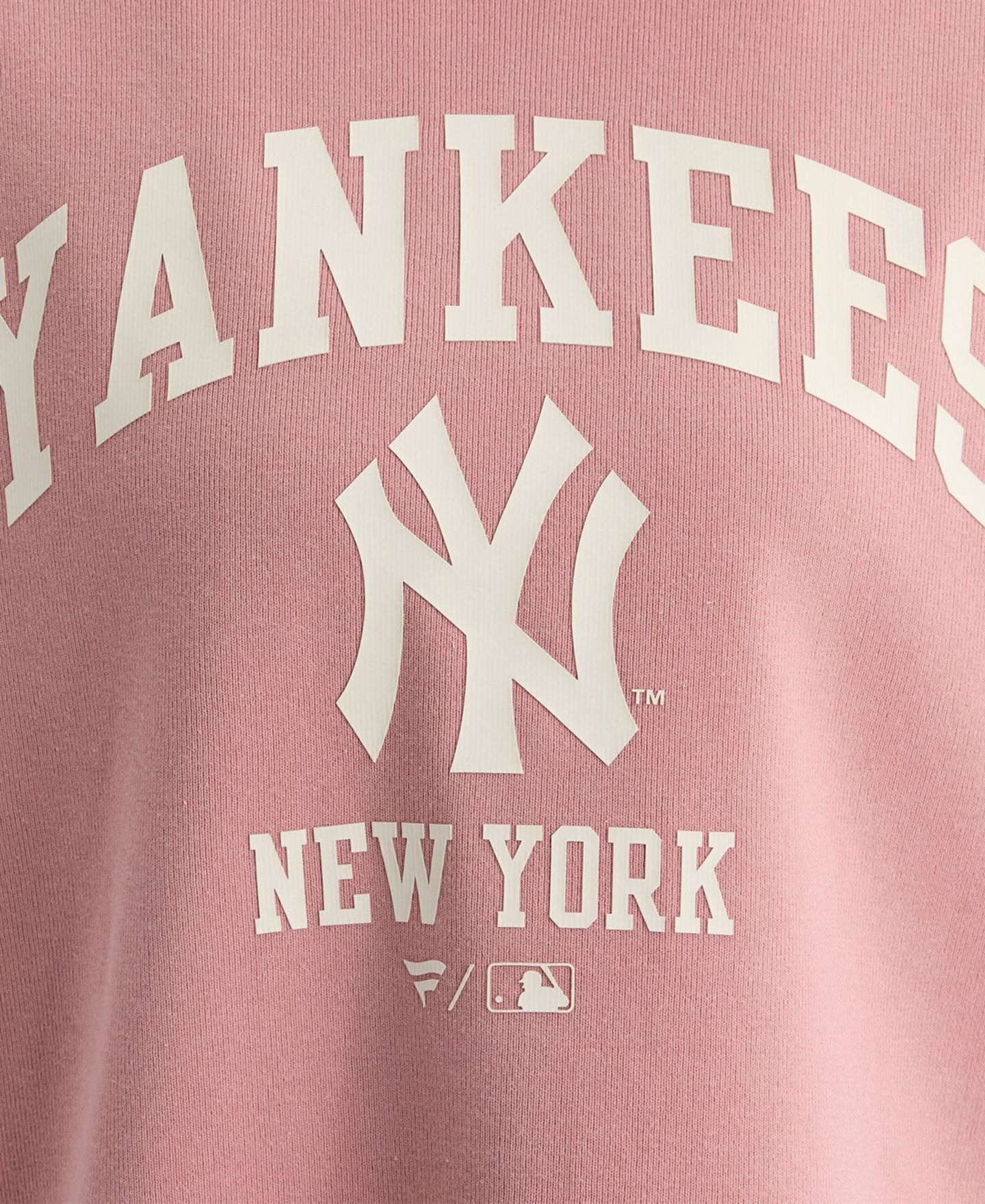 Женская футболка Fanatics New York Yankees Boxy-Crop — фото 2