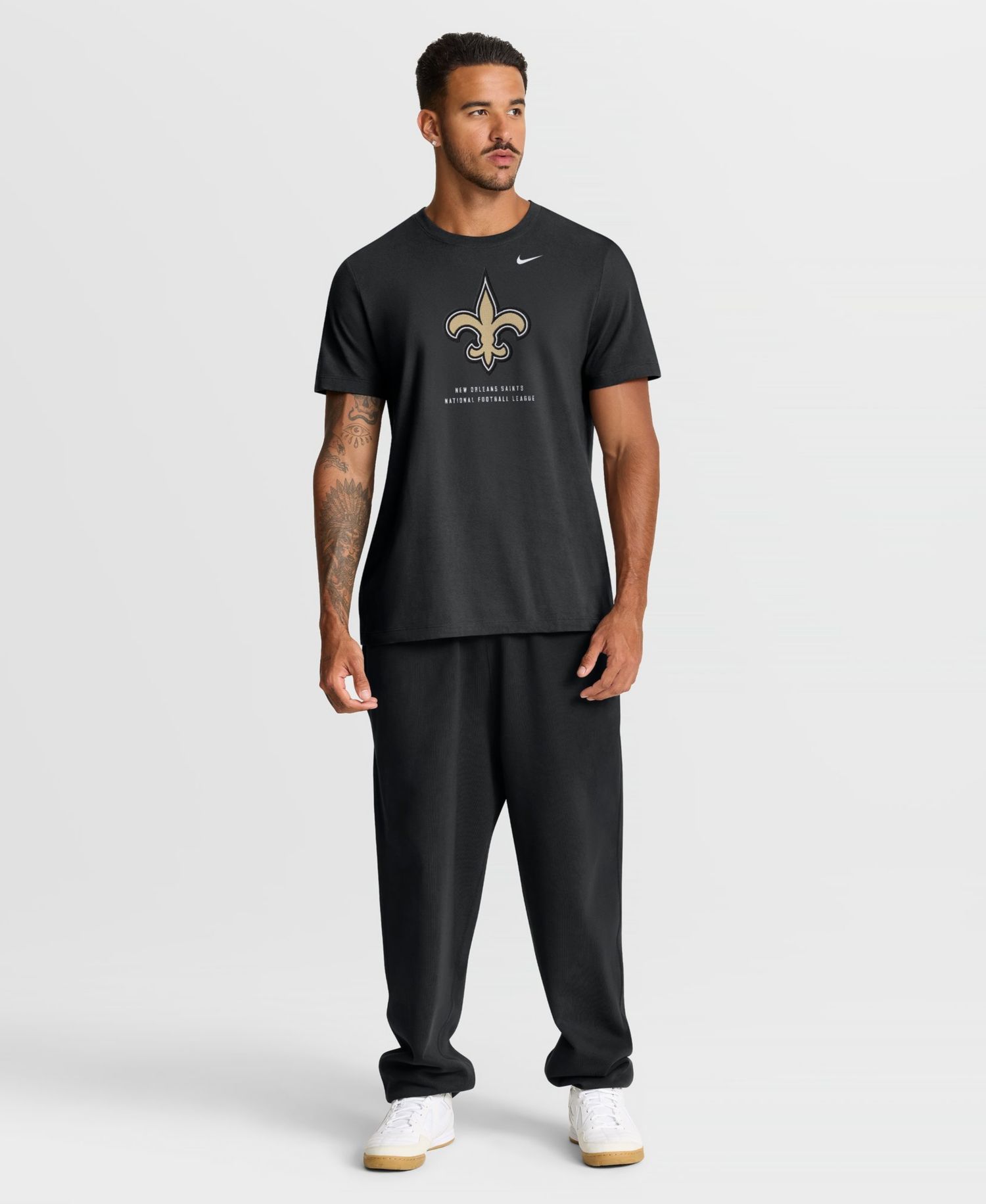 Men's New Orleans Saints Essential Crew Neck Short-Sleeve T-Shirt