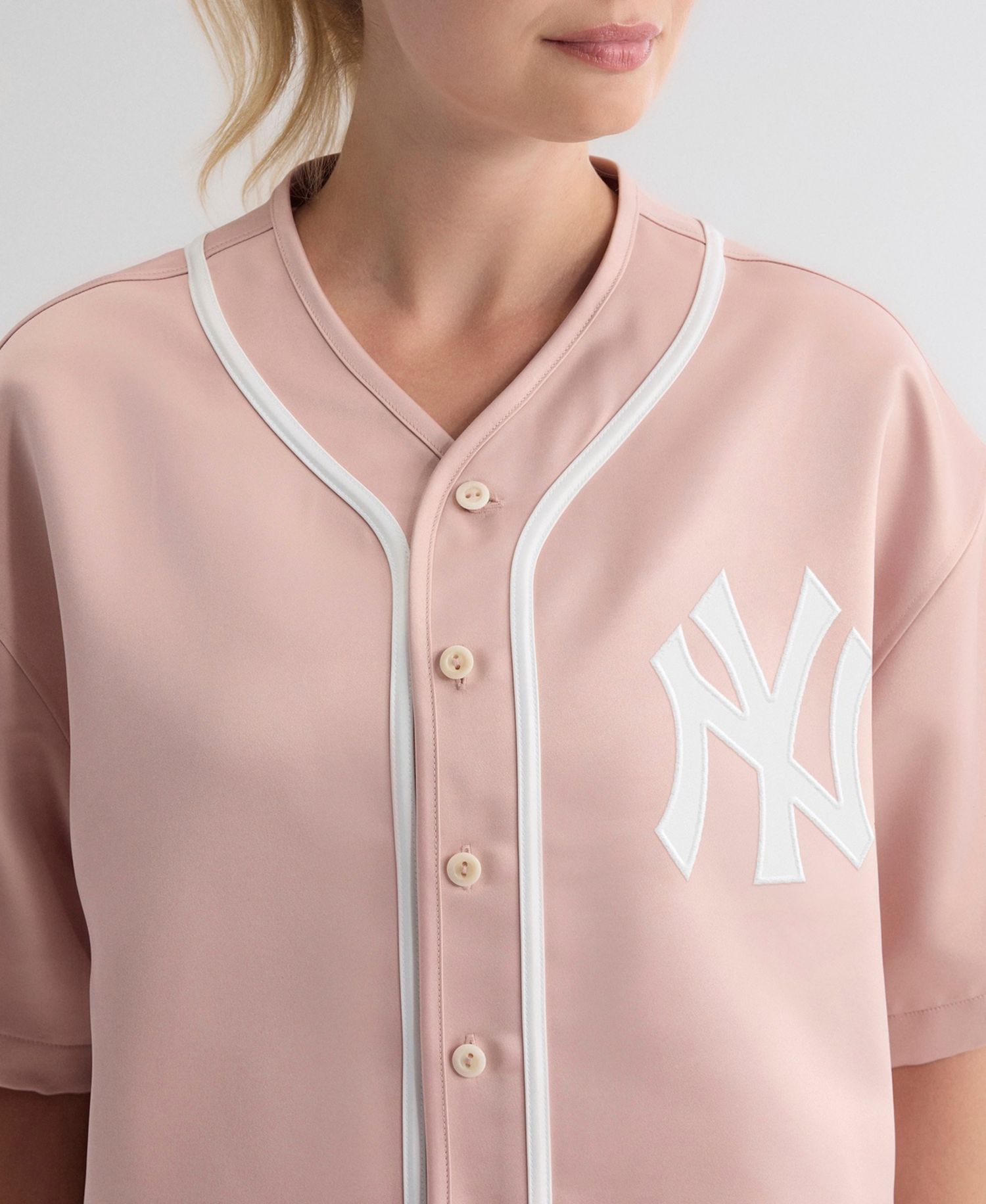 Women's New York Yankees Cropped Satin Baseball Top