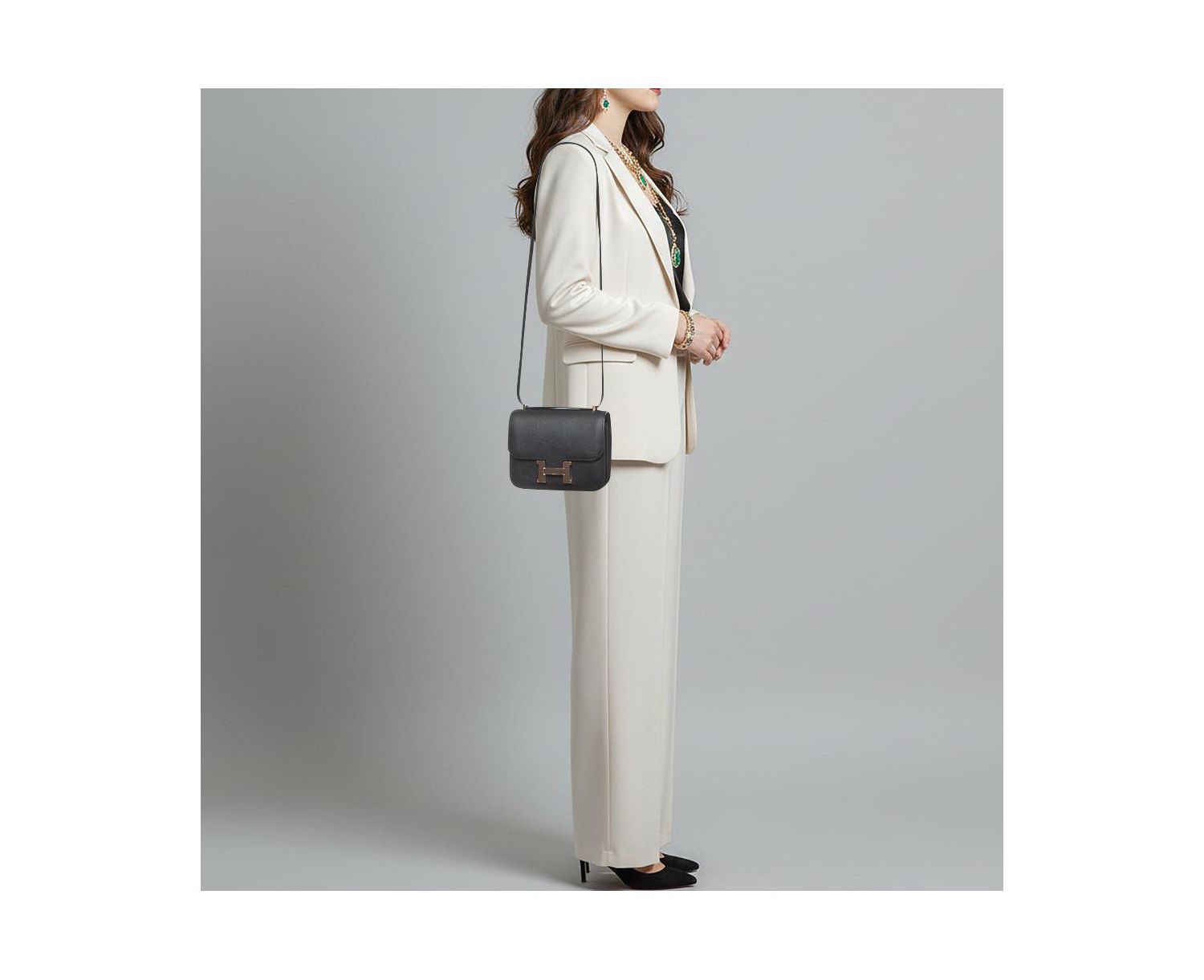 Pre-Owned HERMES women's Birkin 40 Bag in Taurillon Clemence Leather