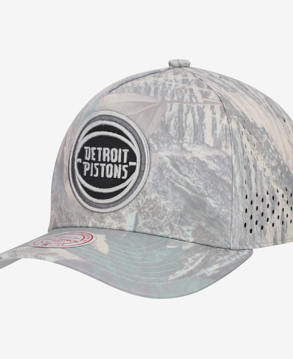 Mitchell & Ness One Size Detroit Pistons Pro Pinch Snap Closure Baseball Cap In Camo