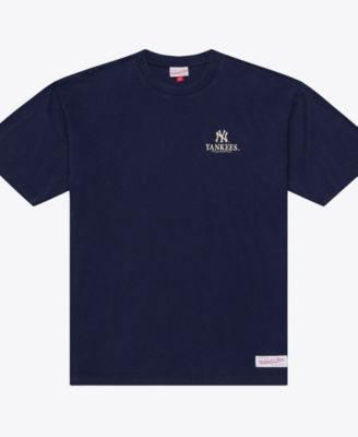 Men's New York Yankees Core Essentials Raised Rubberized Graphic T-Shirt