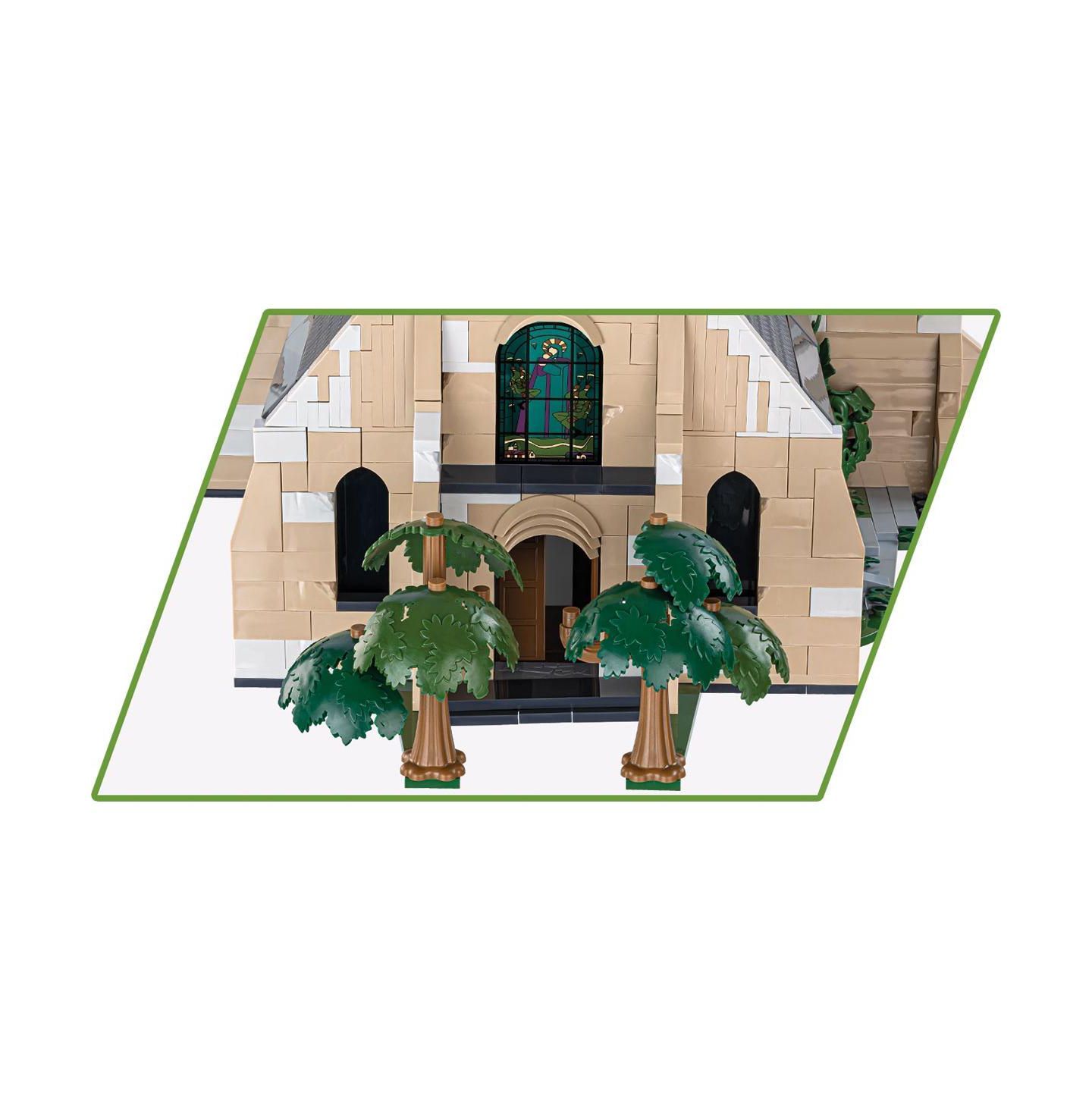 Детский конструктор COBI Historical Collection Sainte-Mere-Eglise Church 2,280-Piece Stained-Glass Building Set, Ages 11+ — фото 4
