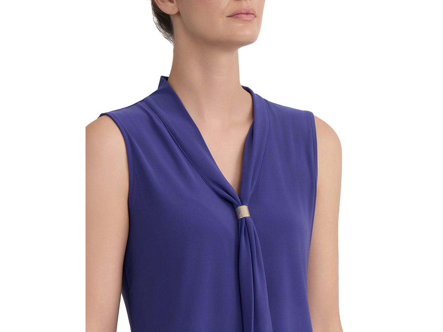 Женская блузка Kasper Petite Embellished Tie-Neck Sleeveless Blouse, цвет: Сливовый — фото 6