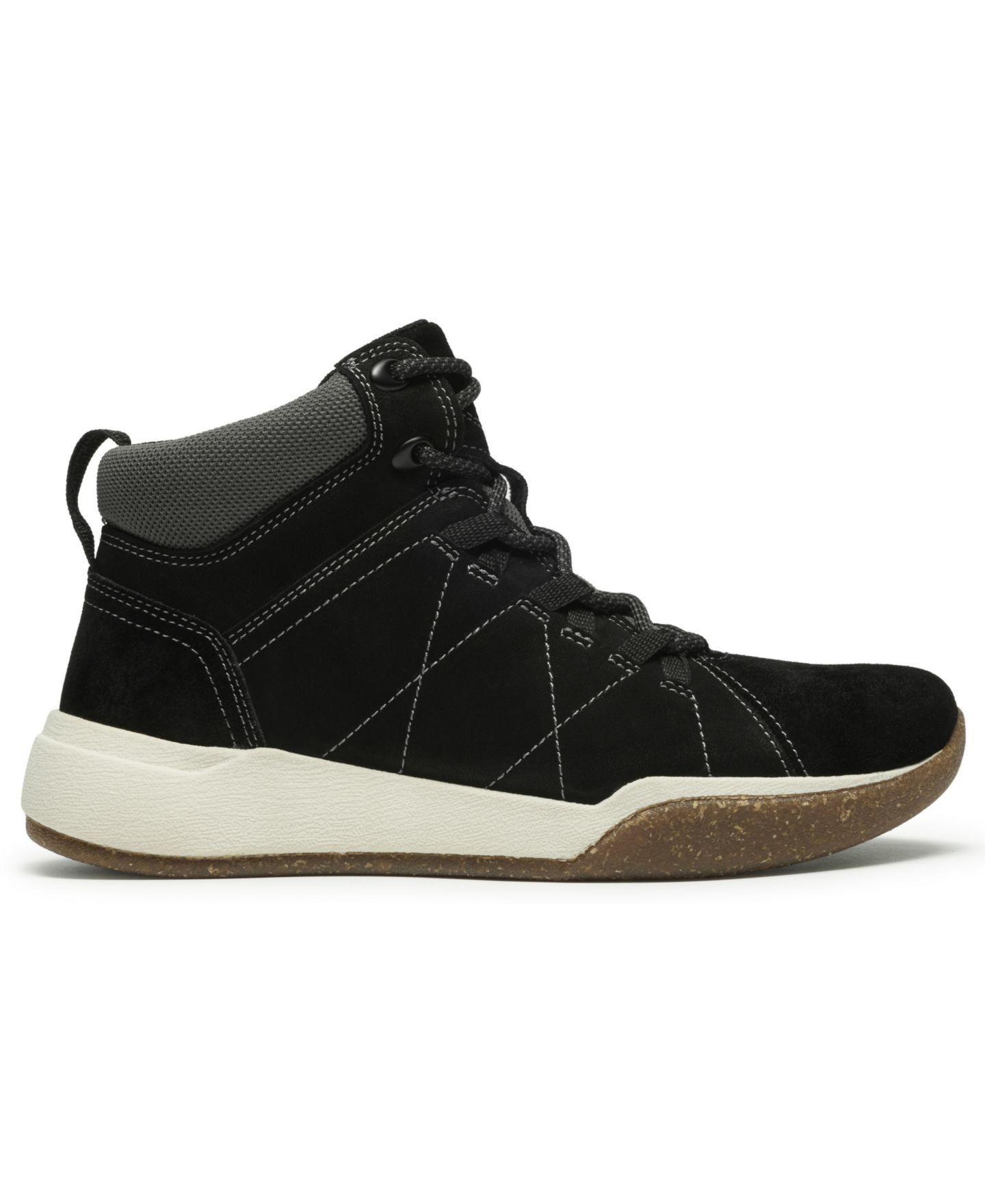 Женские ботинки Clarks Aydria Carmen Round Toe Booties, цвет: Чёрный нубуковый — фото 2
