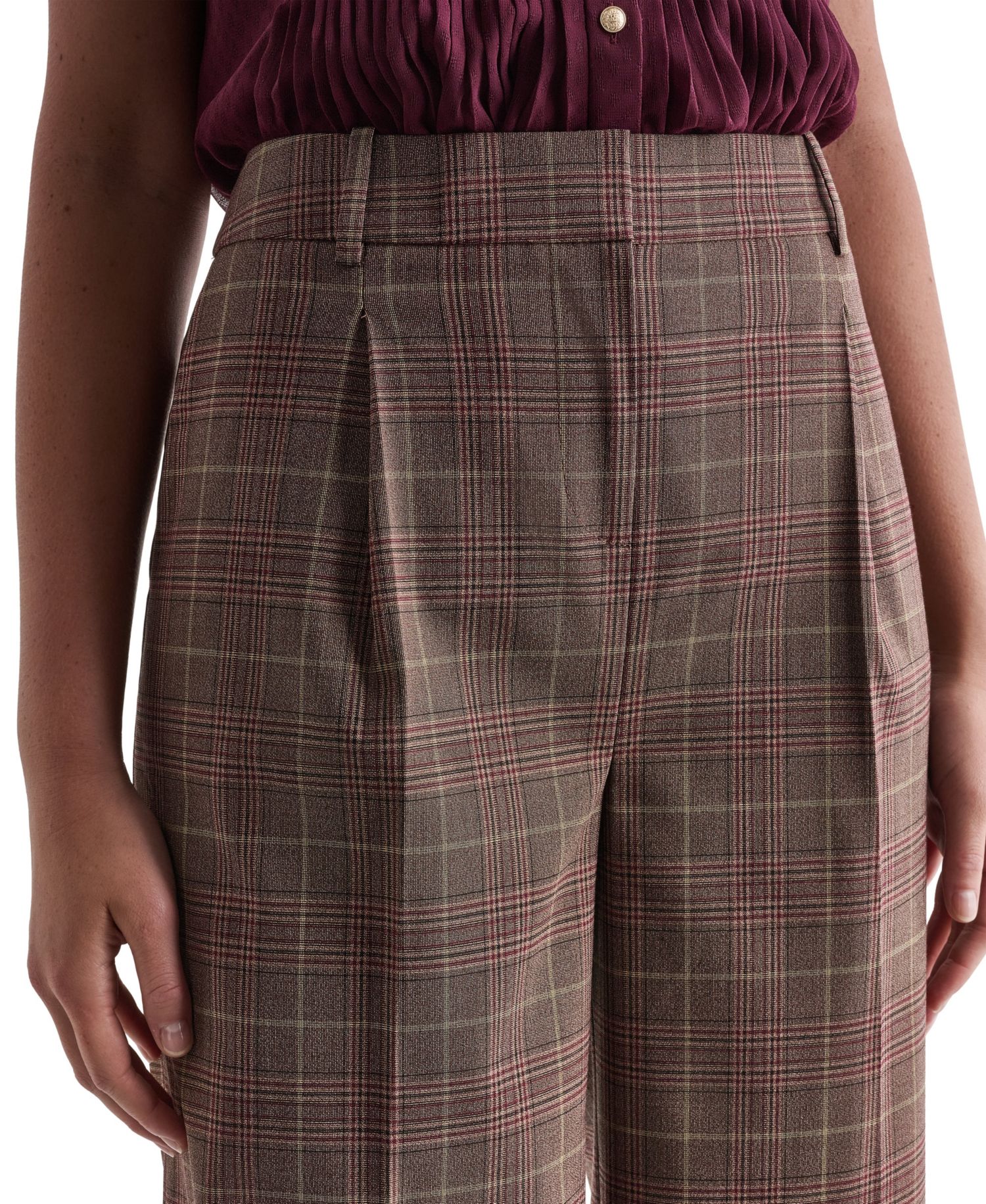 Women's Wide-Leg Pleated Plaid Pants