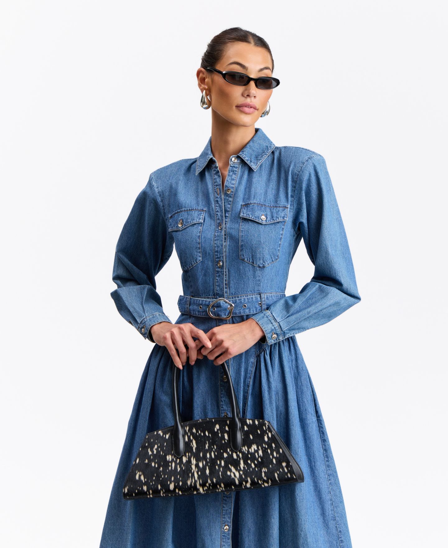 Женское платье Avec Les Filles Fit & Flare Belted Statement-Shoulder Denim Midi Shirt Dress, цвет: Варёный — фото 4