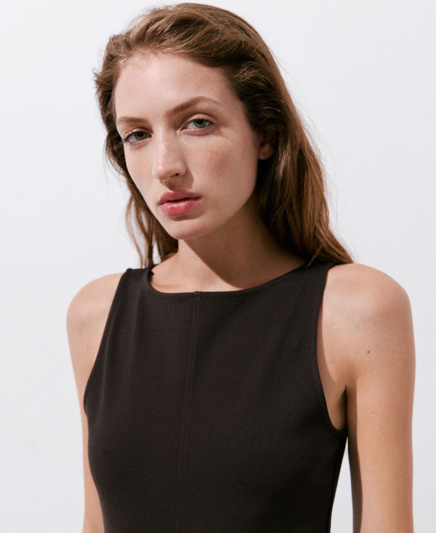 Женское платье Mango Fit & Flare Mini Ruffled Hem, цвет: Коричневый — фото 4