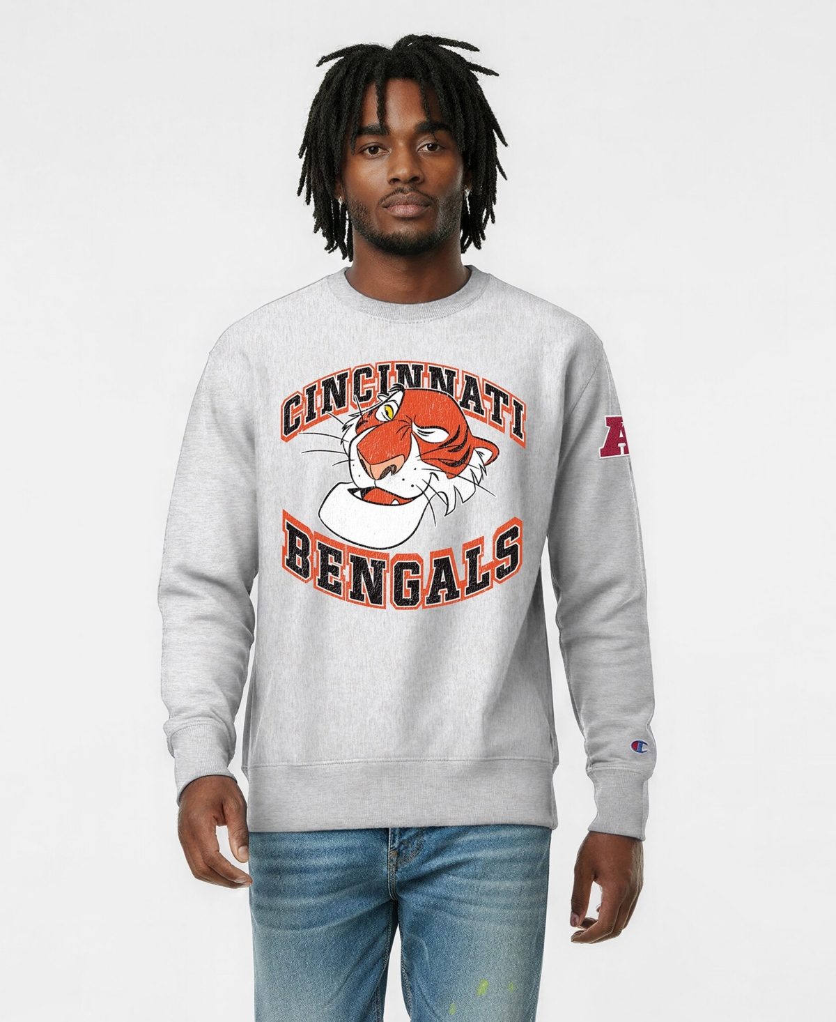 Champion Men's Silver Cincinnati Bengals Disney X Champion Reverse Weave Fleece Crewneck Sweatshirt - Silver