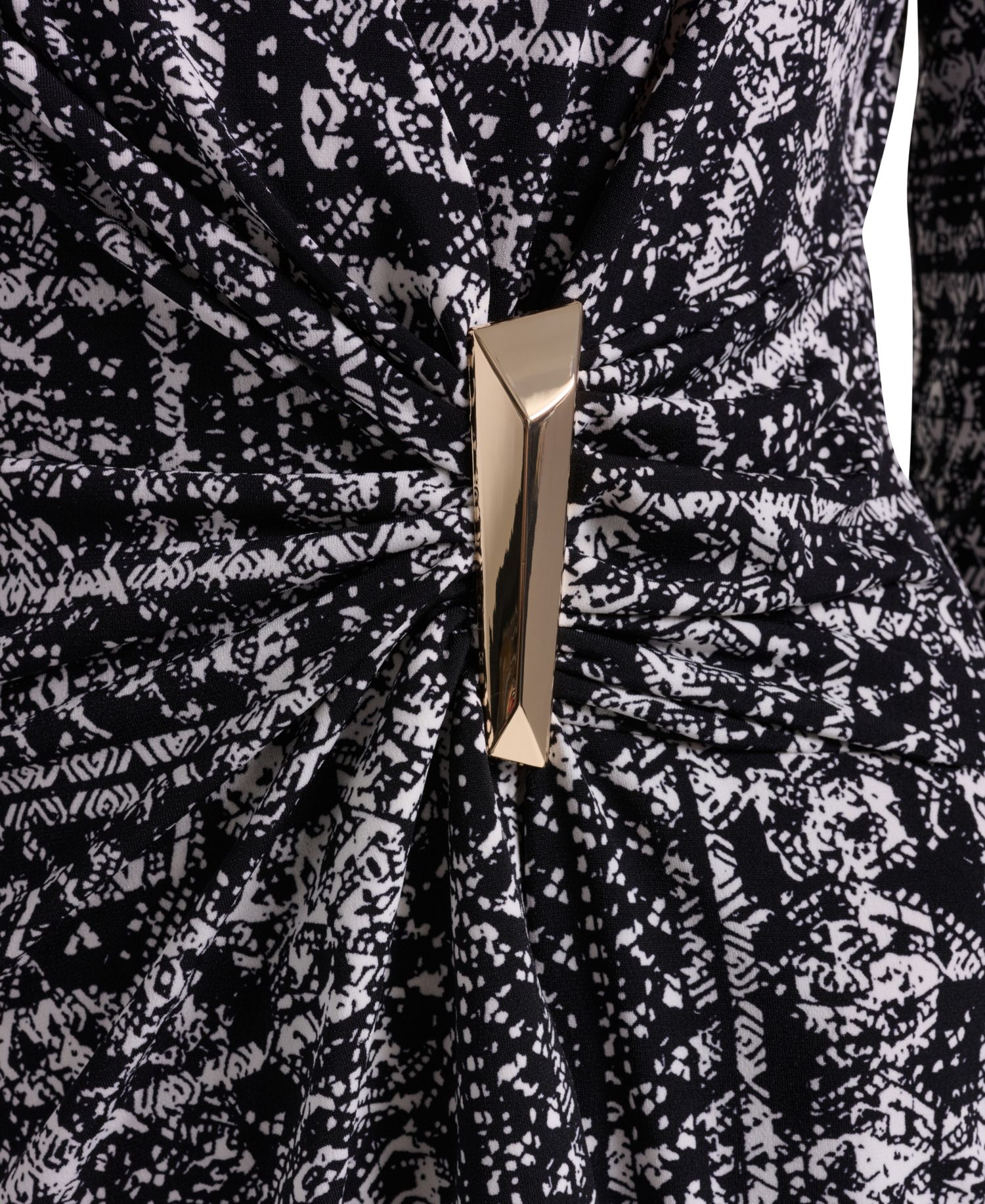 Women's Long-Sleeve V-Neck Printed Sheath Dress