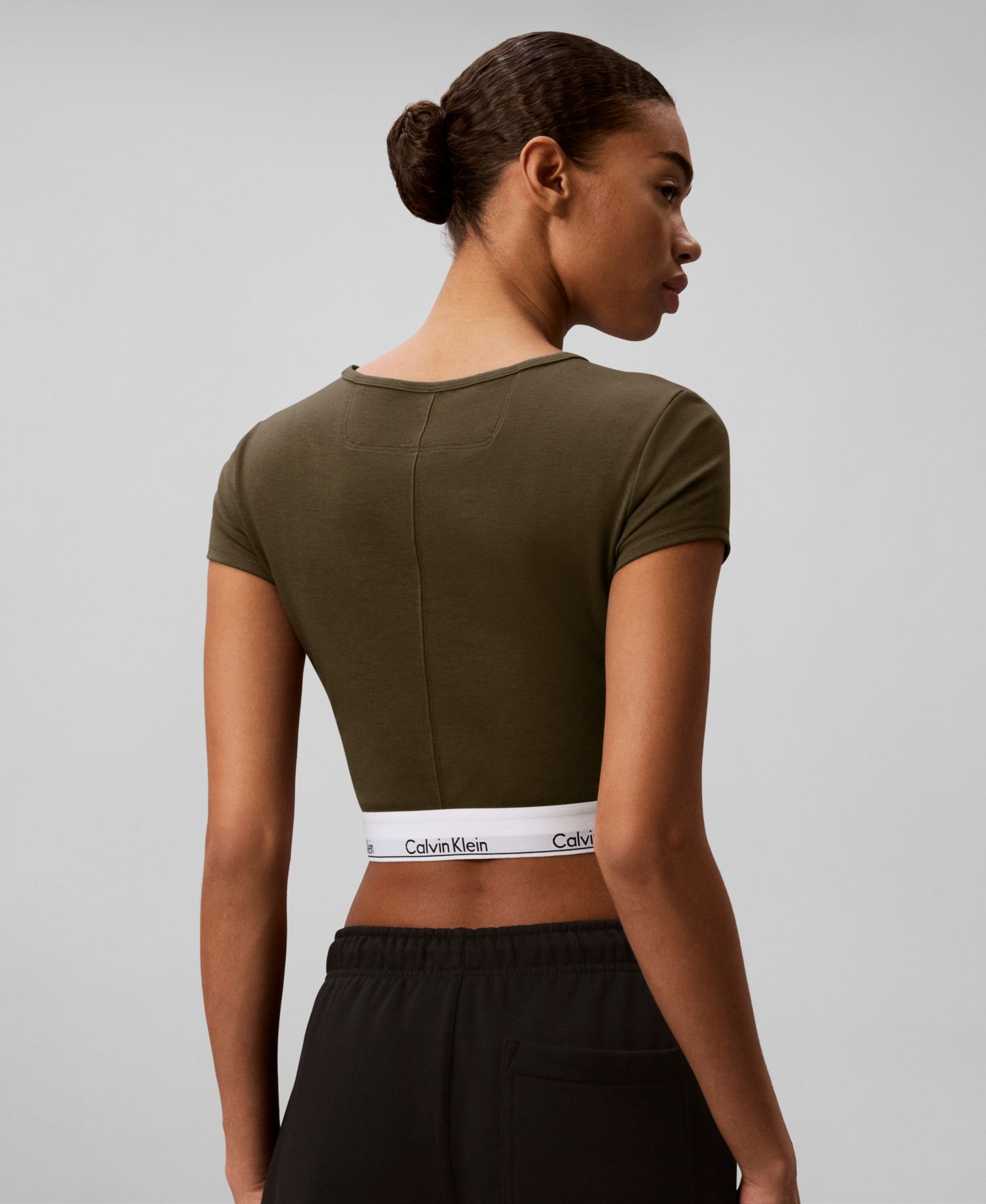 Women's Modern Short-Sleeve Cropped T-Shirt