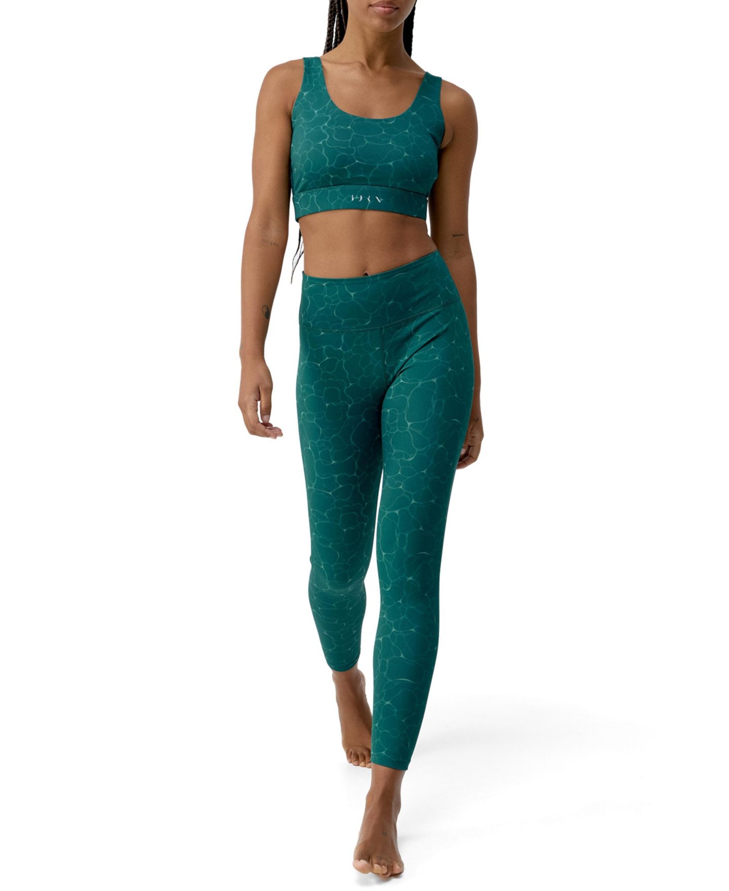 Женский топ Born Living Yoga Medium-Support Sports, цвет: Глубокий зелёный — фото 4