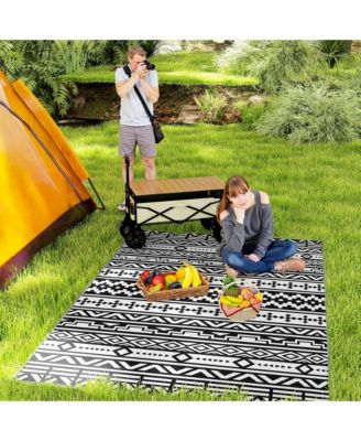 Reversible Outdoor Camping Rug, Geometric Pattern, Foldable Polypropylene Mat, 71.7" x 107.9"
