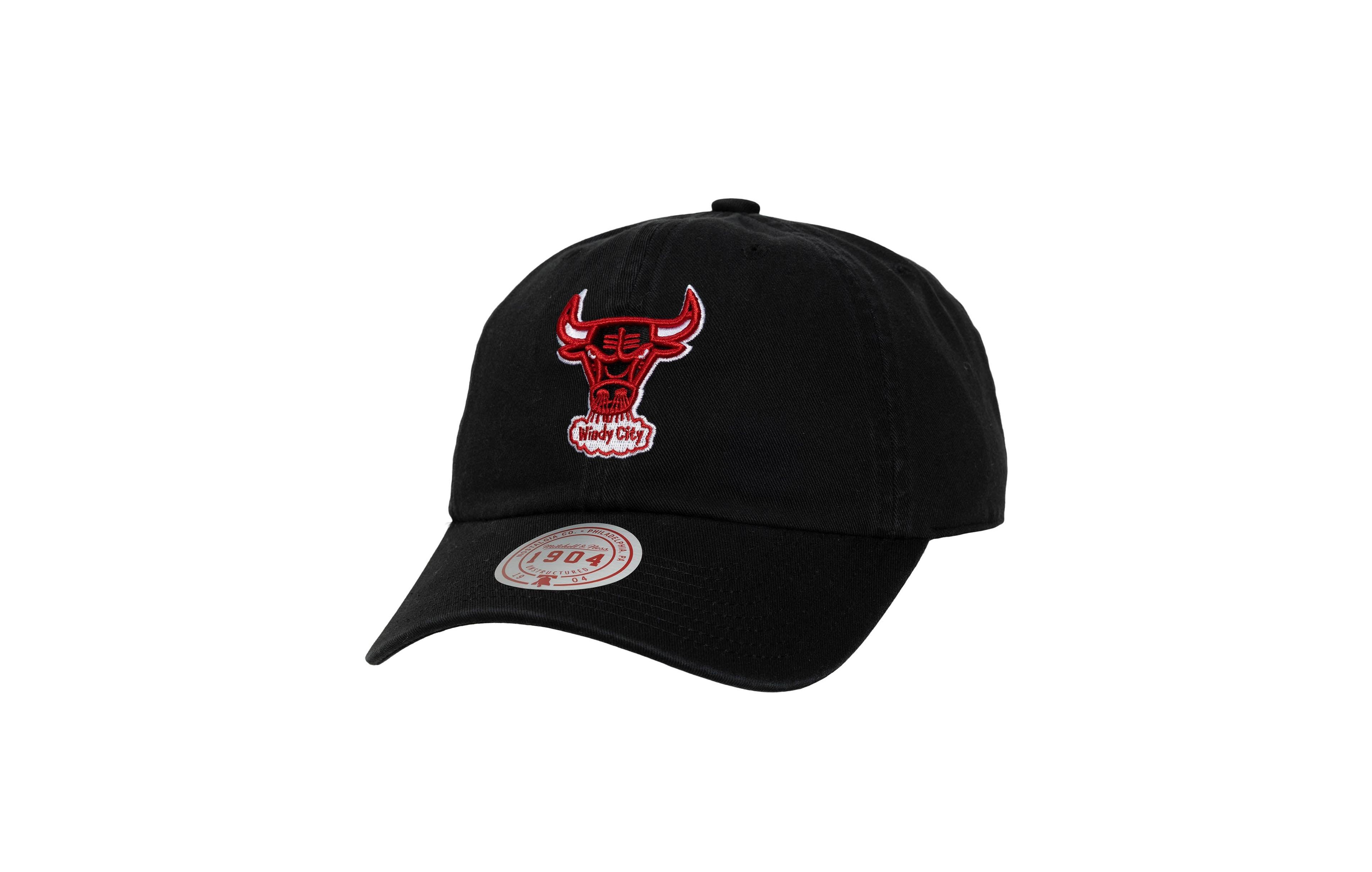 Mitchell & Ness Men's Mitchell Ness Black Chicago Bulls Hardwood Classics 1904 Adjustable Hat