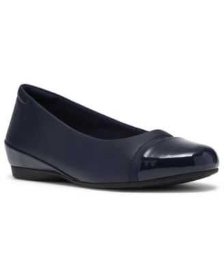 Women's Cathrynn Dusk Round-Toe Wedge Pumps