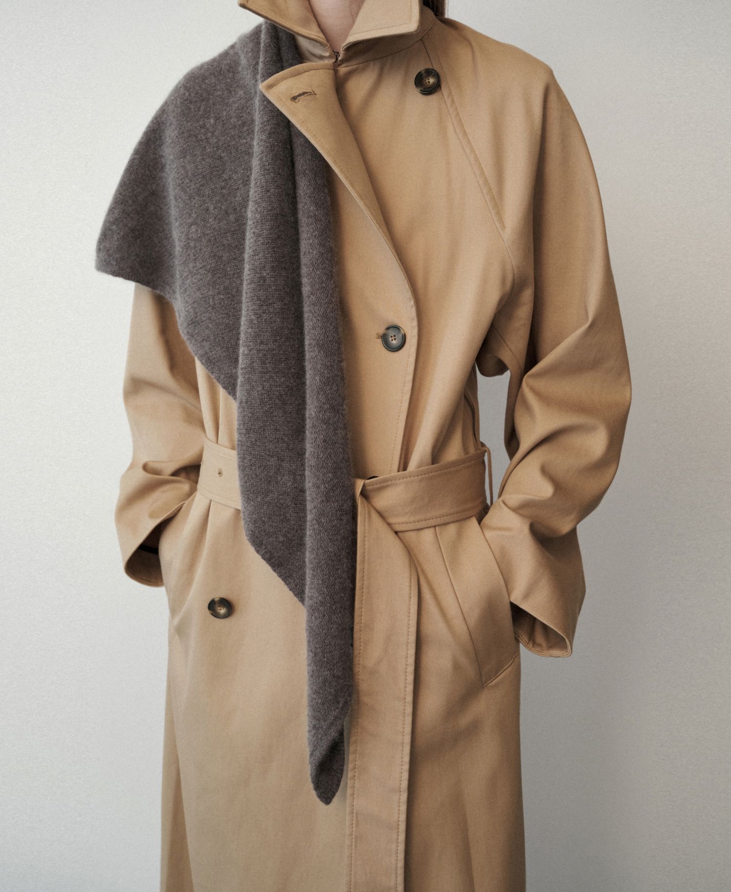 Selection Cashmere/Wool-Blend Triangular Knit Wrap Scarf