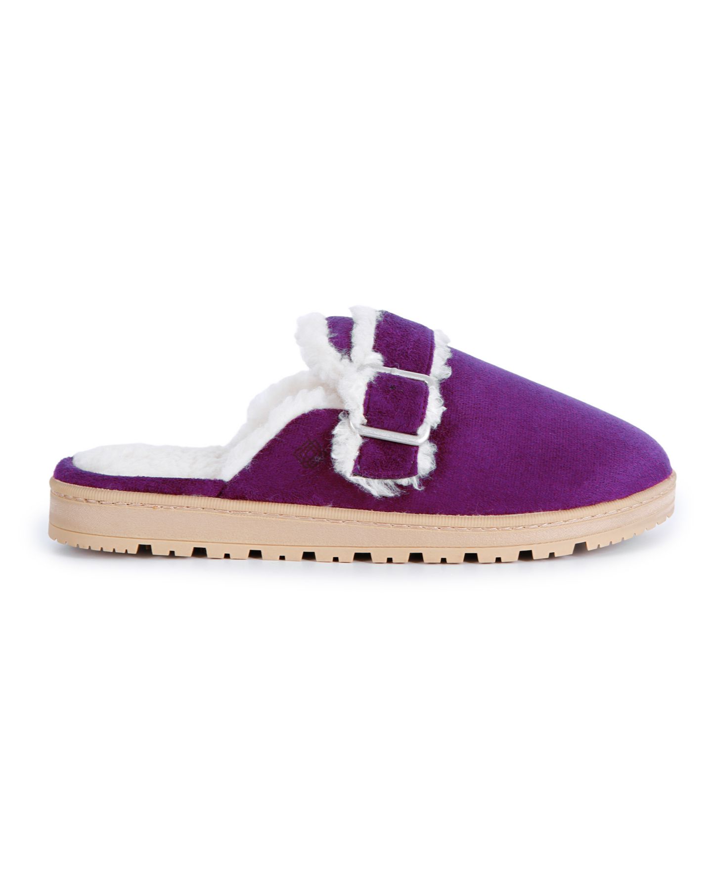Женские тапочки Isotoner Signature Buckle Scuff Sherpa Slippers, цвет: Инжирный — фото 2