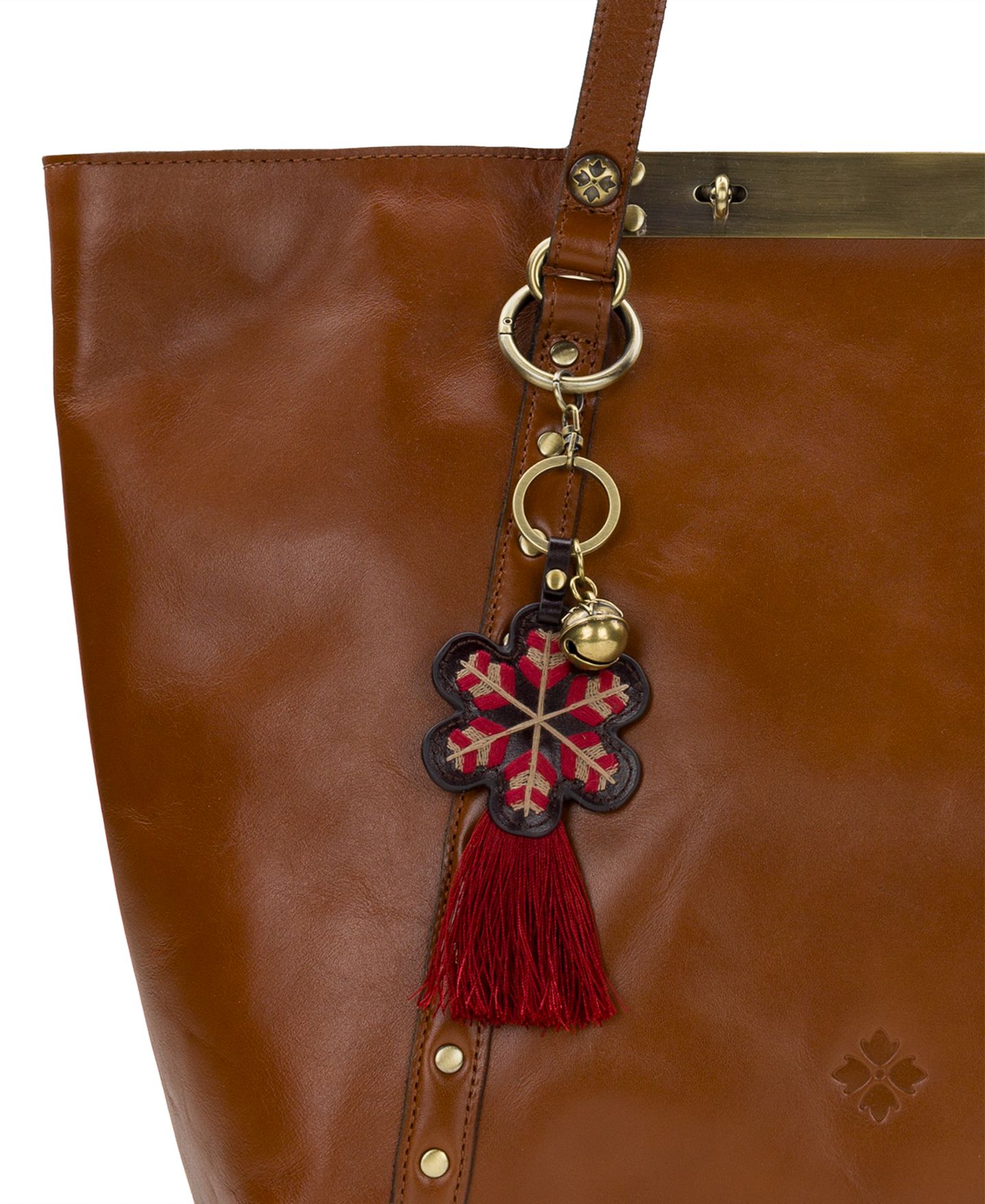 Женский брелок Patricia Nash Snowflake Leather Tassel Bag Charm, цвет: Тёмно-бордовый — фото 3