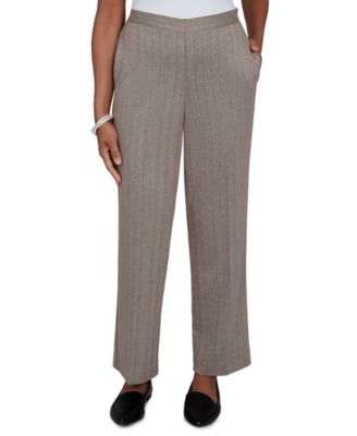 Petite Mid-Rise Straight Pull-On Pants