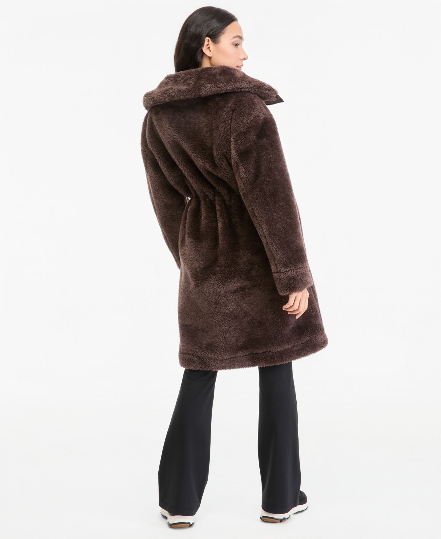 Женская куртка ID Ideology Faux Fur Sherpa Mid-Length, цвет: Brownie — фото 4