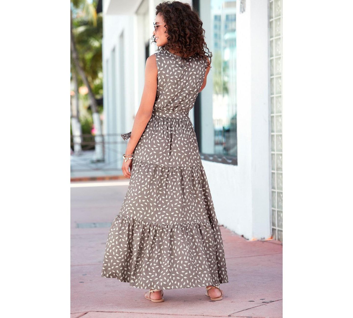 Женское платье Lascana Printed Tiered Elastic-Waist Maxi, цвет: Серо-коричневый — фото 4