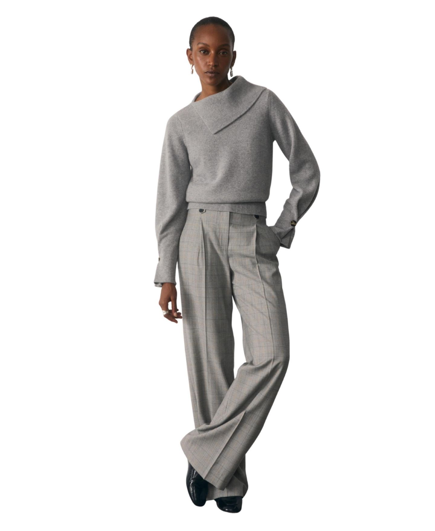 Женский свитер The Fold Eloria Asymmetric Neck Cashmere Long-Sleeve Sweater, цвет: Серый — фото 3