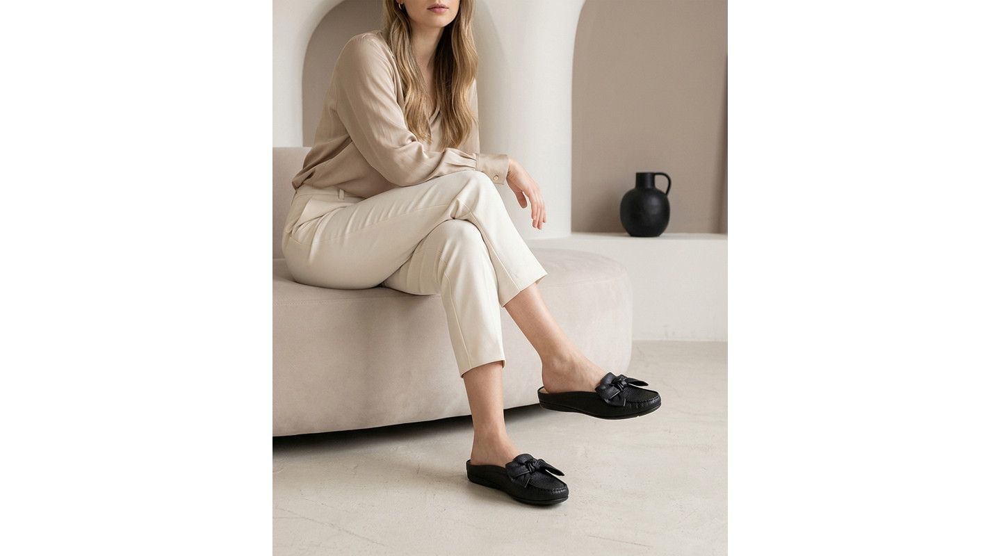 Женские сабо Marc Joseph New York Diane St Slip On Comfort Bow Mule, цвет: Чёрный — фото 2