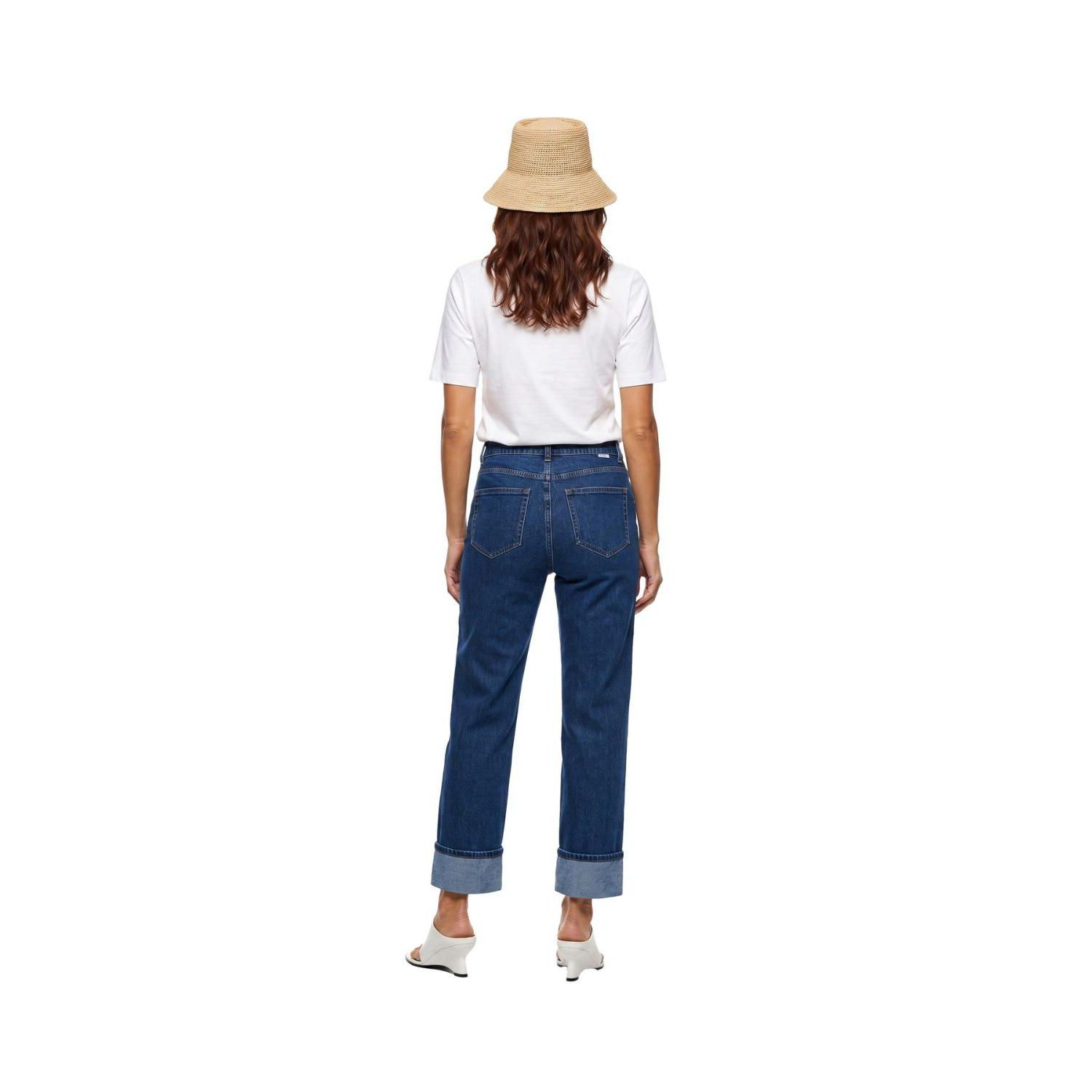 Women's Straight Leg Cuff Jeans