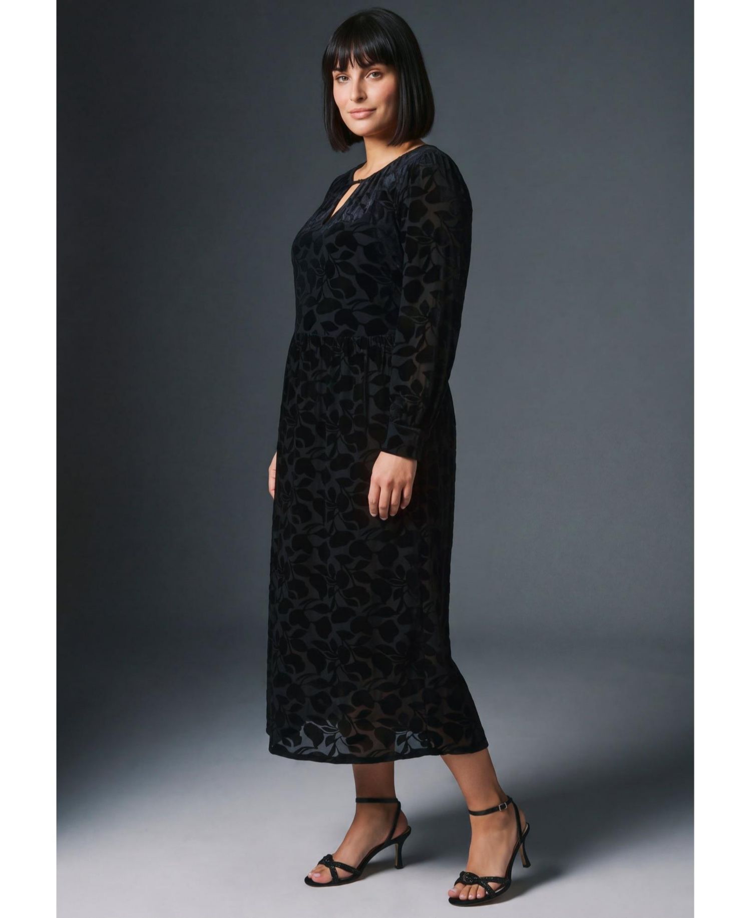 Plus Size Velvet Burnout Keyhole Blouson-Sleeve Dress
