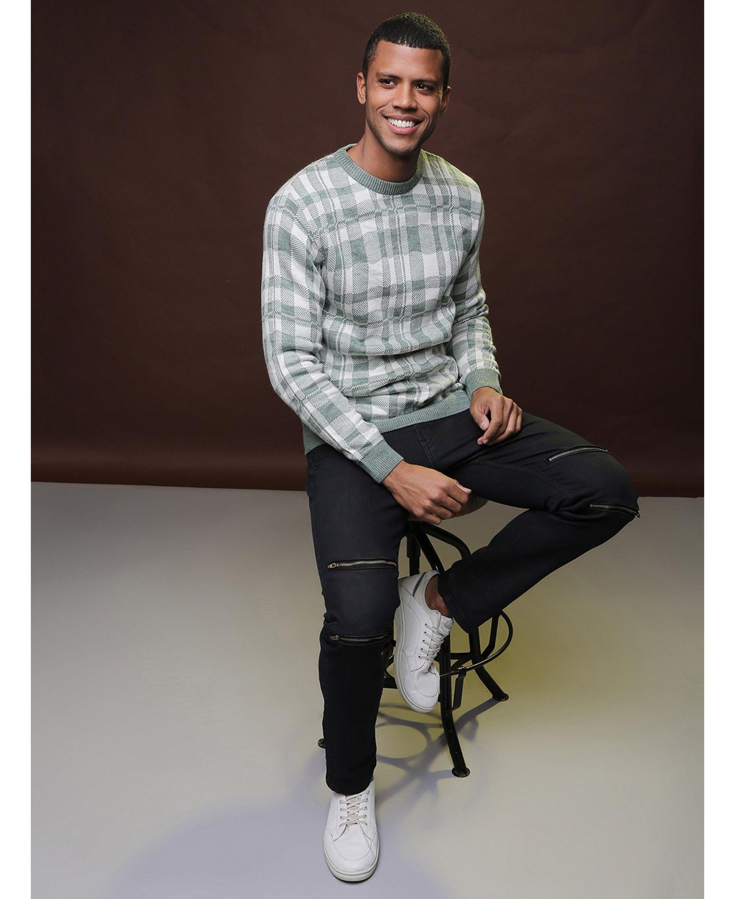 Men's Plaid Crew Neck Sweater