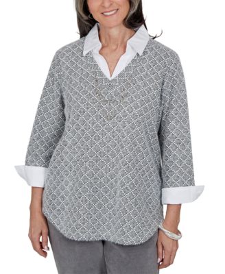 Petite Geometric 3/4-Sleeve V-Neck Blouse