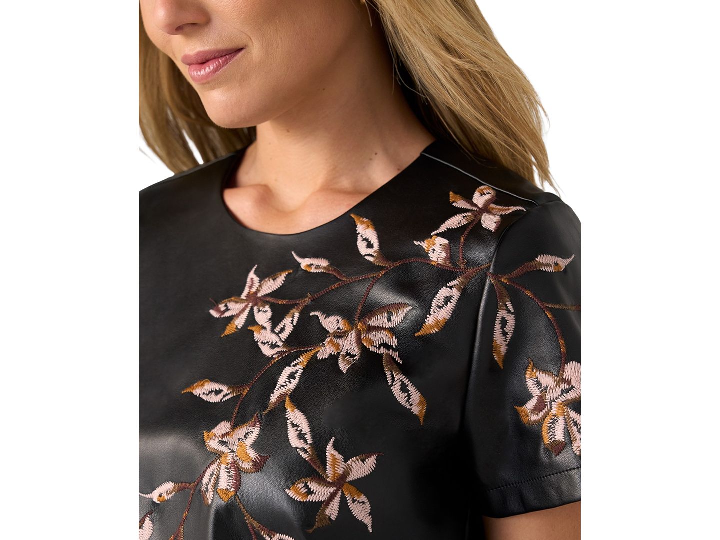 Женская футболка Liverpool Los Angeles Floral-Embroidered Short-Sleeve Faux Leather, цвет: Чёрный — фото 2
