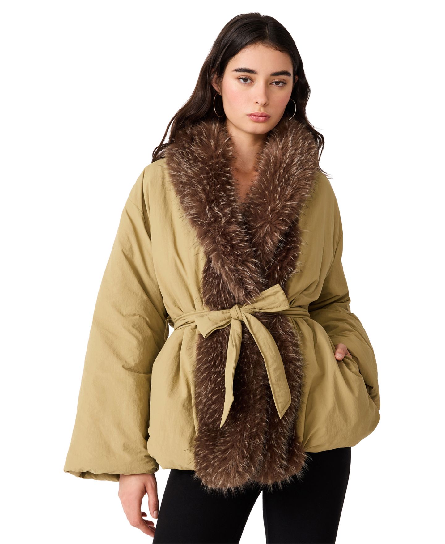 Женская куртка Steve Madden Millarca Puffer Faux-Fur Shawl-Collar, цвет: Пыльный серо-коричневый — фото 1