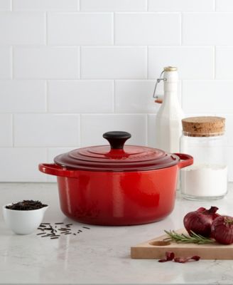 Le Creuset - Signature Enameled Cast Iron Round French Oven, 4.5 Qt.