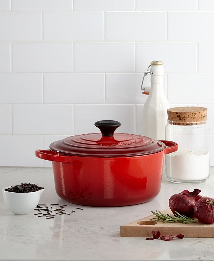 Le Creuset - Signature Enameled Cast Iron Round French Oven, 4.5 Qt.