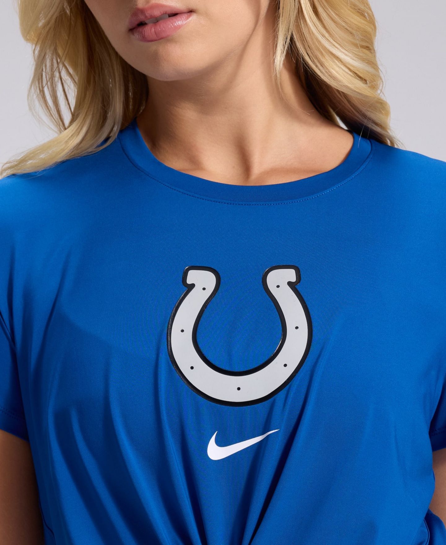 Женская футболка Nike Blue Indianapolis Colts 2026 Rivalries Collection Classic Twist Cropped — фото 8