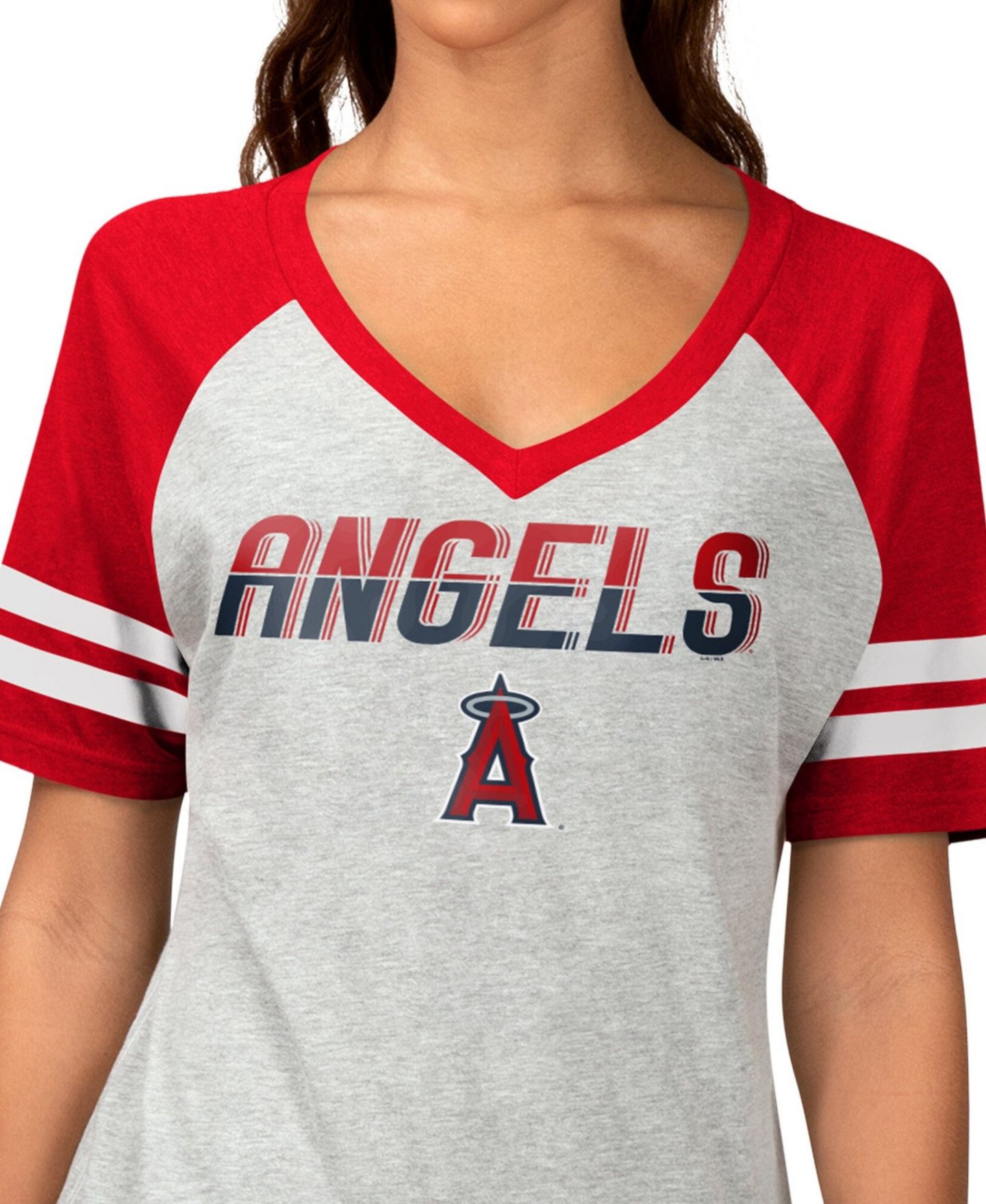 Женская футболка G-III 4Her by Carl Banks Heather Gray Los Angeles Angels Goal Line Raglan V-Neck — фото 3