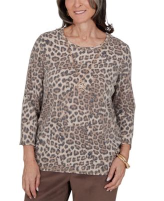 Women's 3/4-Sleeve Leopard-Print Top