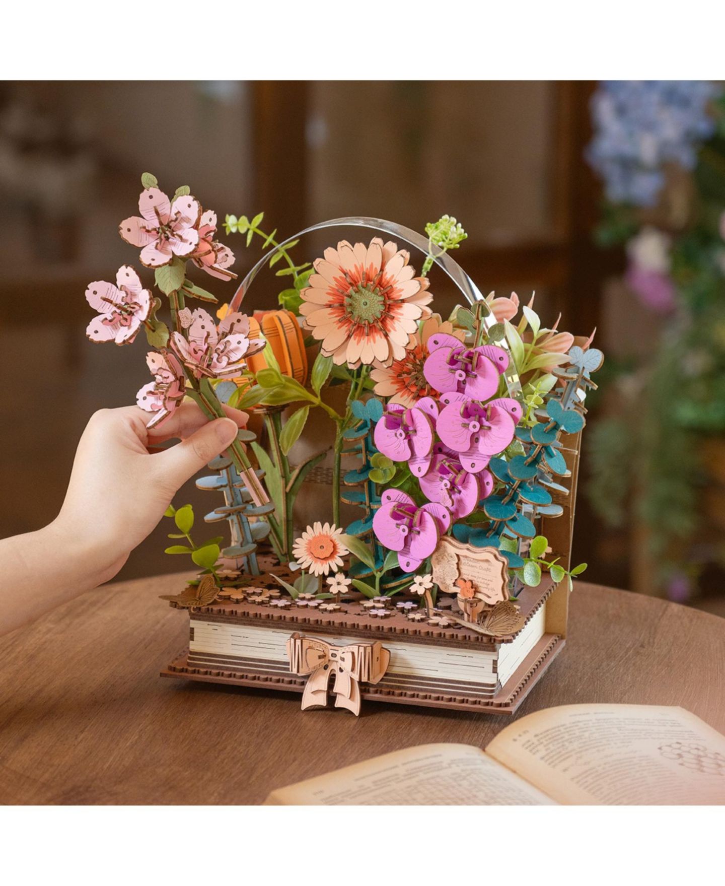Детский конструктор Robotime Floral Blooming Book 552-Piece Building Set, от 14 лет — фото 6