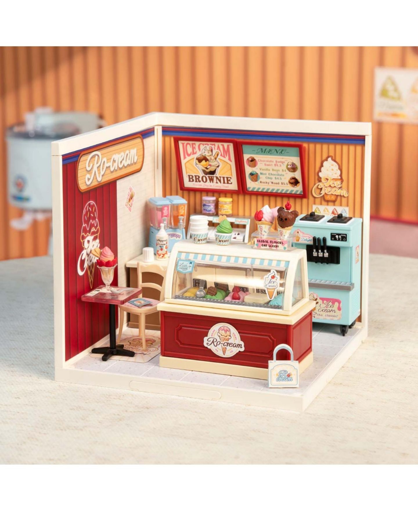 Детский конструктор Robotime Super Creator Series Flavorful Ice Cream Shop DIY Building Kit, 144-Piece, Ages 14+ — фото 3